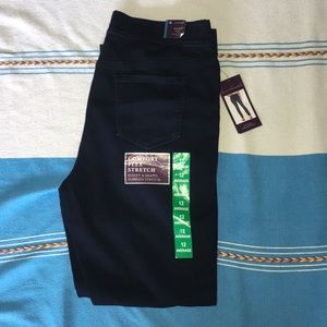 NWT Jeans 👖 size 12